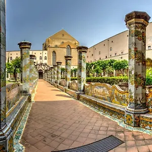 https://casa-del-sole-naples.hotels-amalfi.com